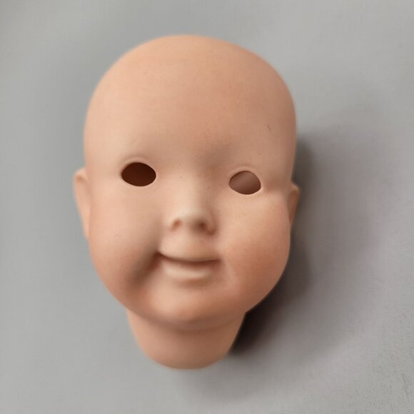 Vintage Porcelain Doll Head Replacement Doll Parts Doll Making - Picture 1 of 9